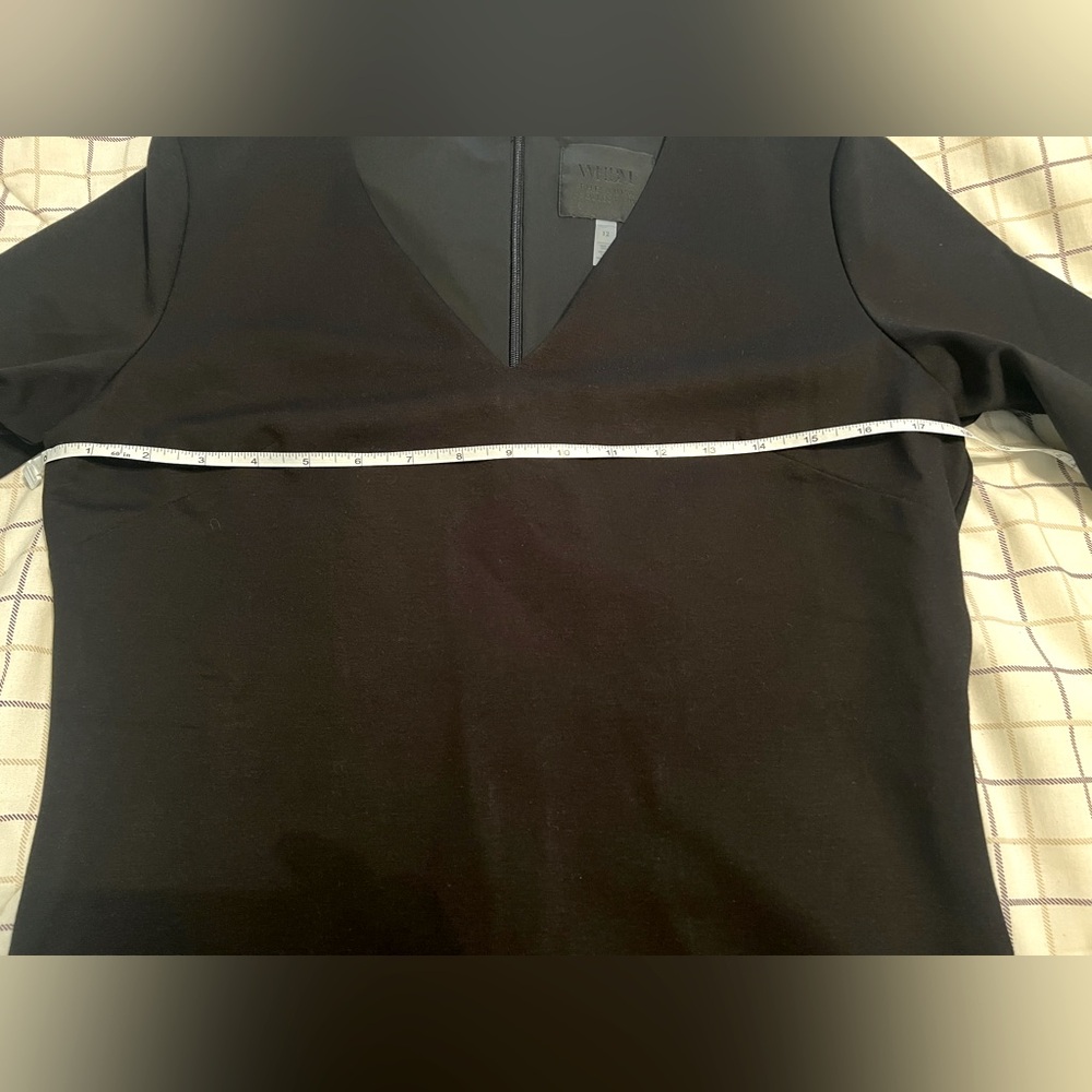 White House Black Market - Short Sleeve Sculpting AURA dress - 12 - Picture 3 of 9